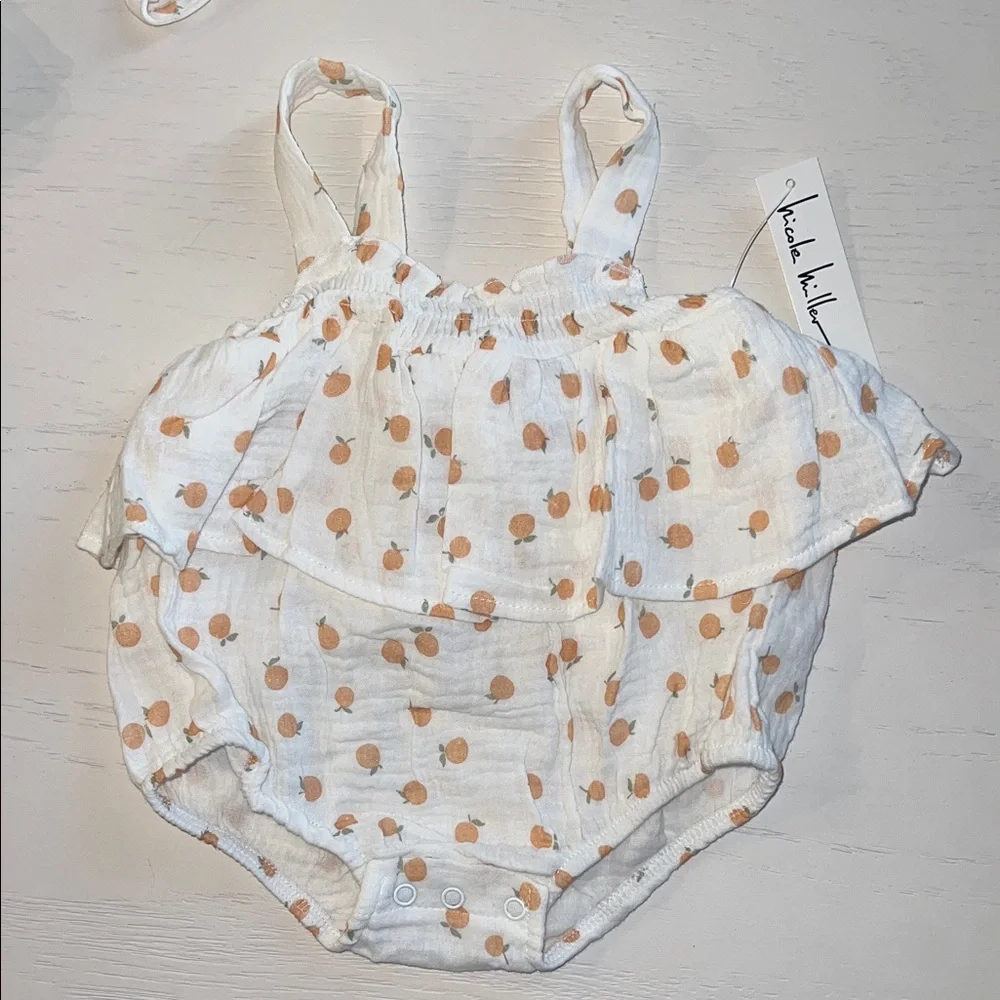 Nicole Miller 4 Piece Set Gingham Peaches Bubble Romper Hat 12 18 24 months